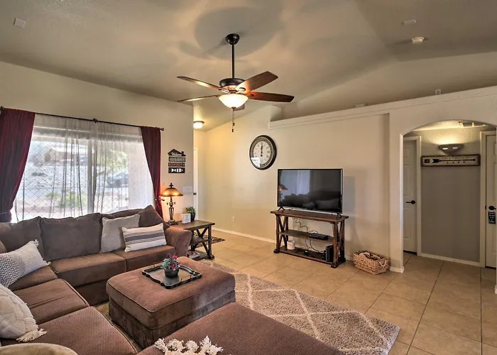 Ferienhaus 2 Mi To Beach: Havasu Gem W/ Pool & Spa! *